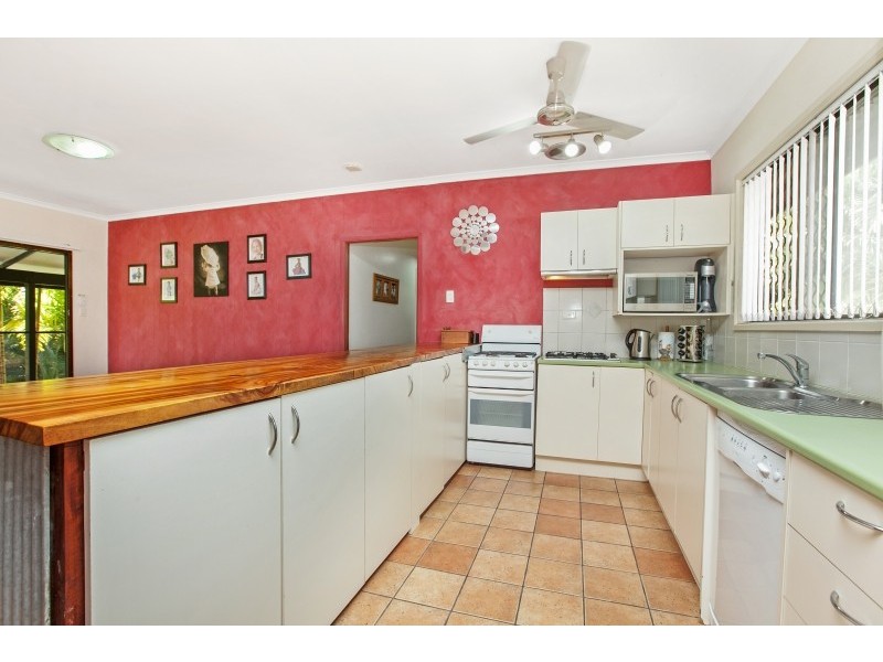 10 Lakeside Drive, Alawa NT 0810