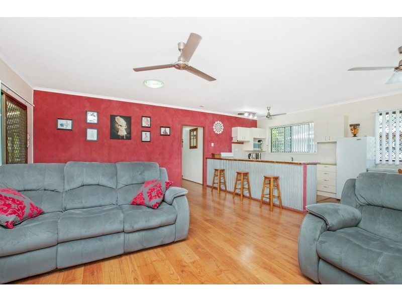 10 Lakeside Drive, Alawa NT 0810