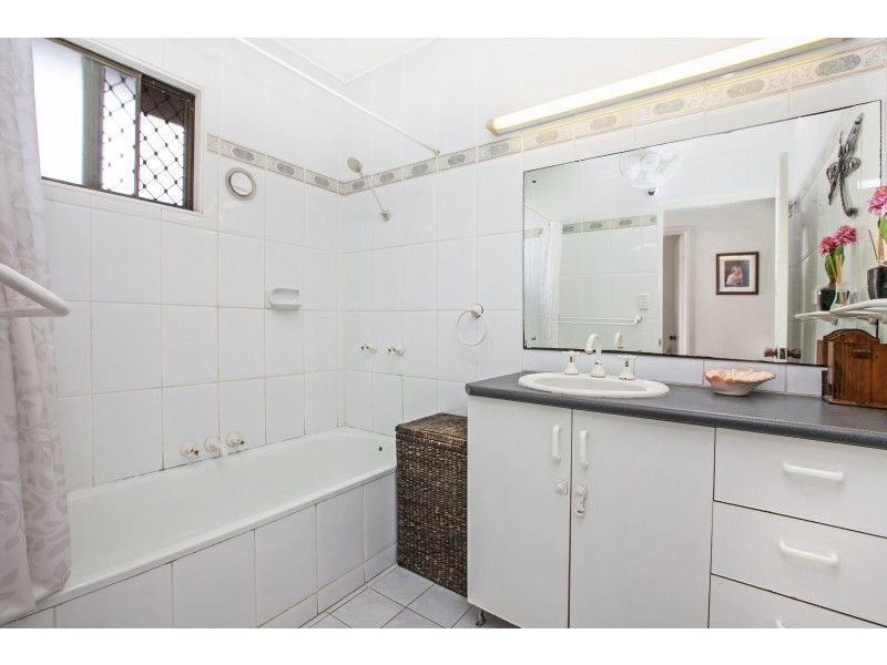 10 Lakeside Drive, Alawa NT 0810