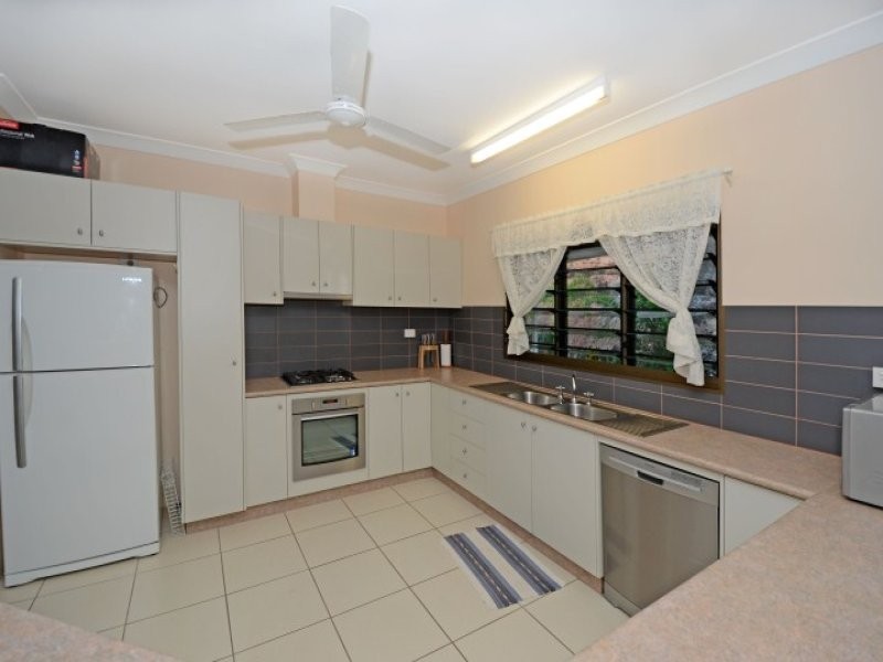 31 Villaflor Crescent, Woolner NT 0820