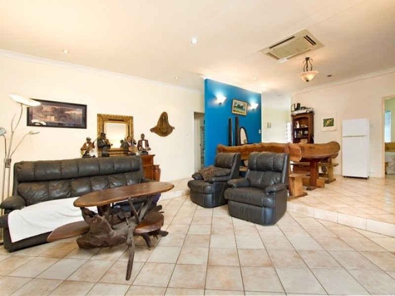 25 Lancewood Street, Rosebery NT 0832