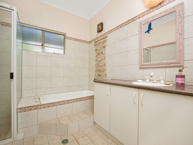 25 Lancewood Street, Rosebery NT 0832