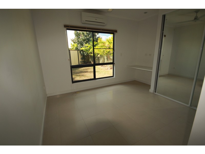 2/17 Brisbane Crescent, Johnston NT 0832