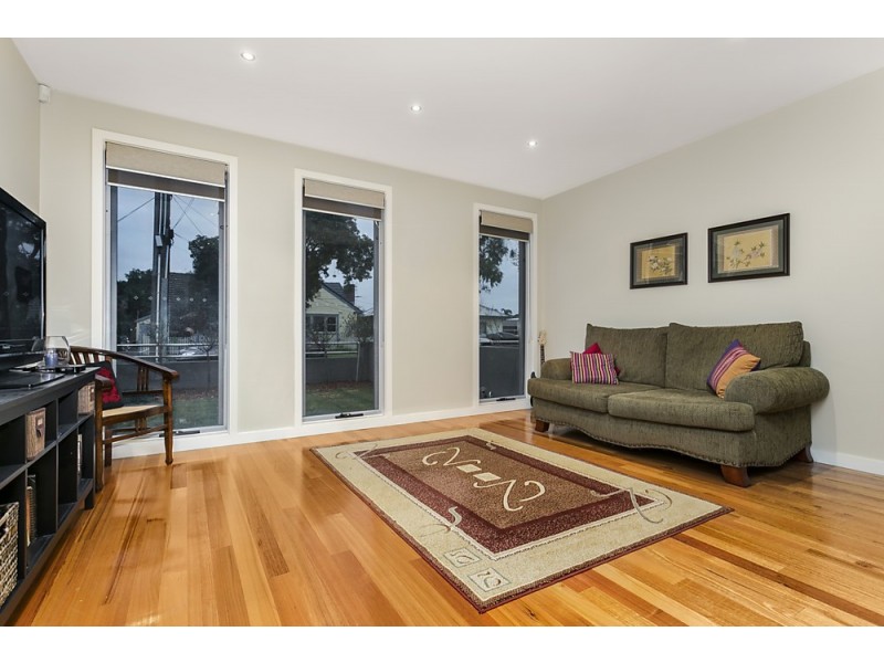 69a Greene Street, South Kingsville VIC 3015