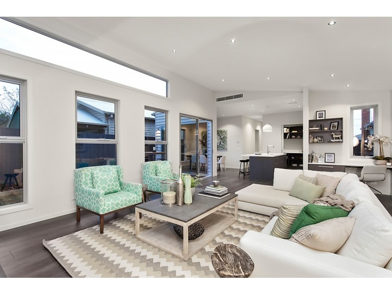 110 Coronation Street, Kingsville VIC 3012