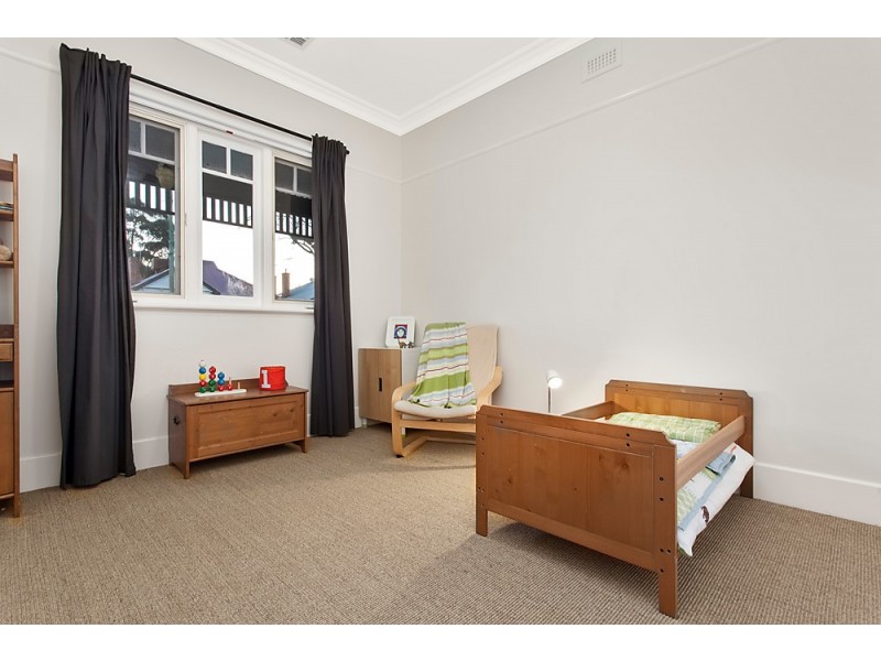 83 Empress Avenue, Kingsville VIC 3012