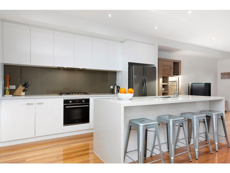 63a  Graham Street, Newport VIC 3015