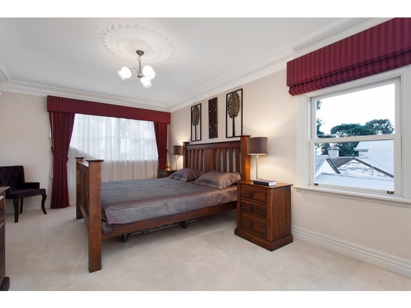 42 Oxford Street, Newport VIC 3015