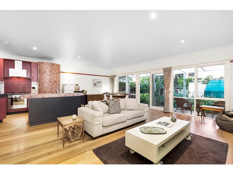 10 River Street, Newport VIC 3015