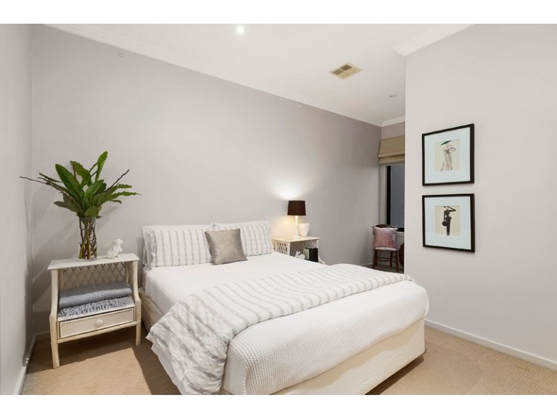 3  Kingham Street, Newport VIC 3015