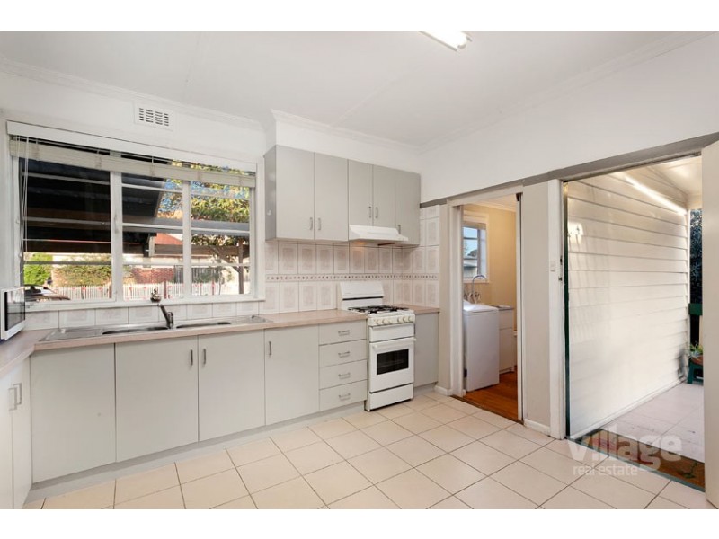 15 Percy Street, Newport VIC 3015