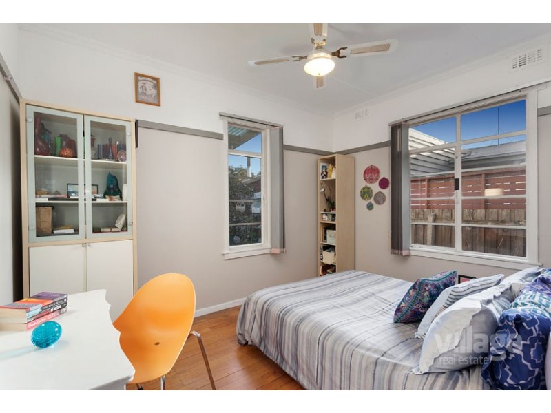 15 Percy Street, Newport VIC 3015