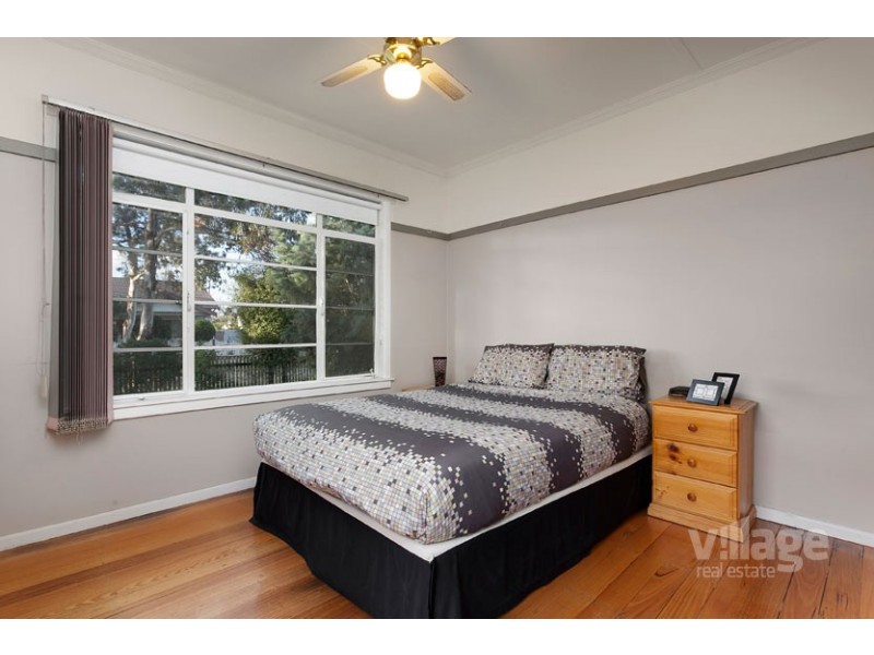 15 Percy Street, Newport VIC 3015