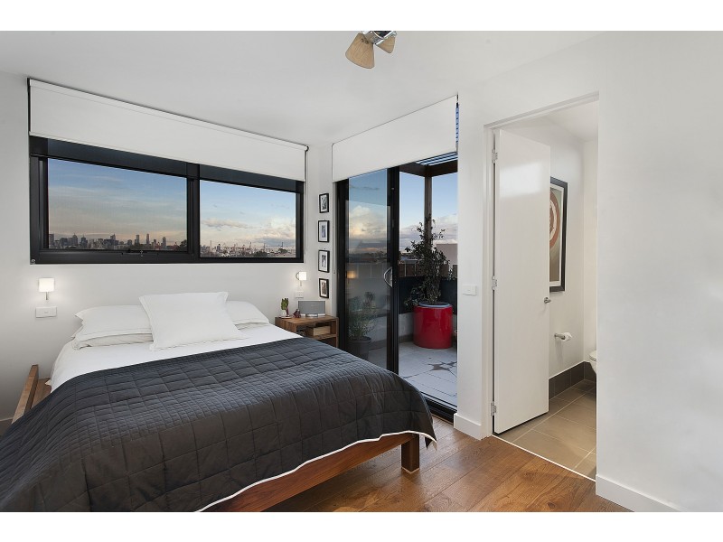 202/96 Pilgrim Street, Seddon VIC 3011