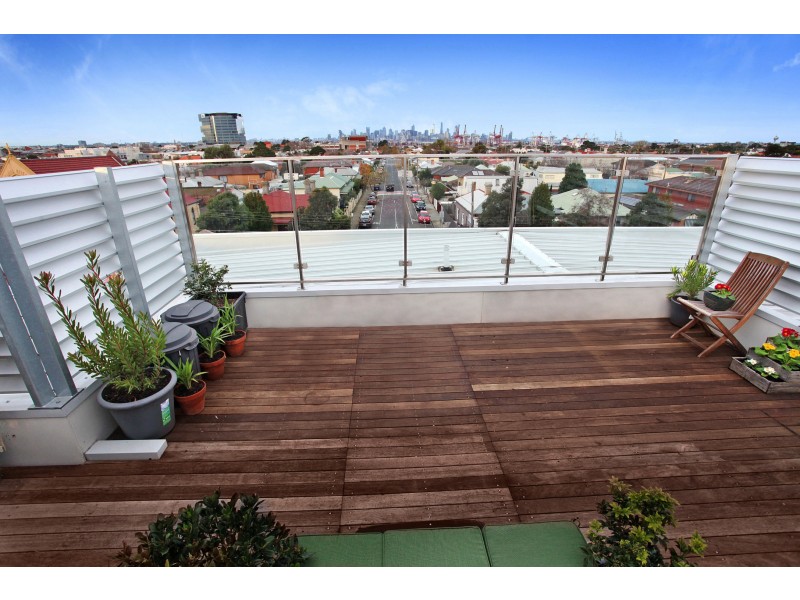 202/96 Pilgrim Street, Seddon VIC 3011