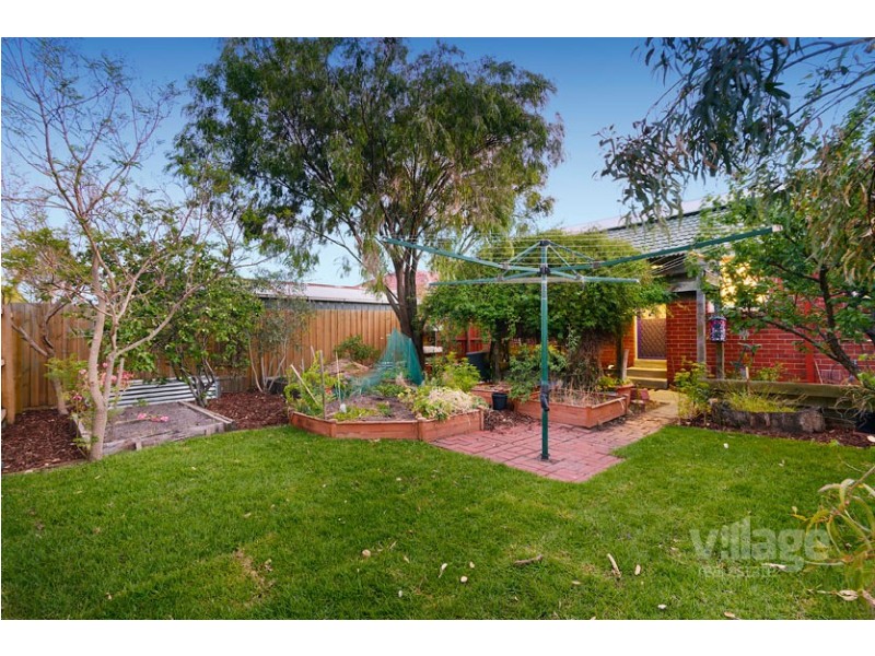 21 Waters Drive, Seaholme VIC 3018