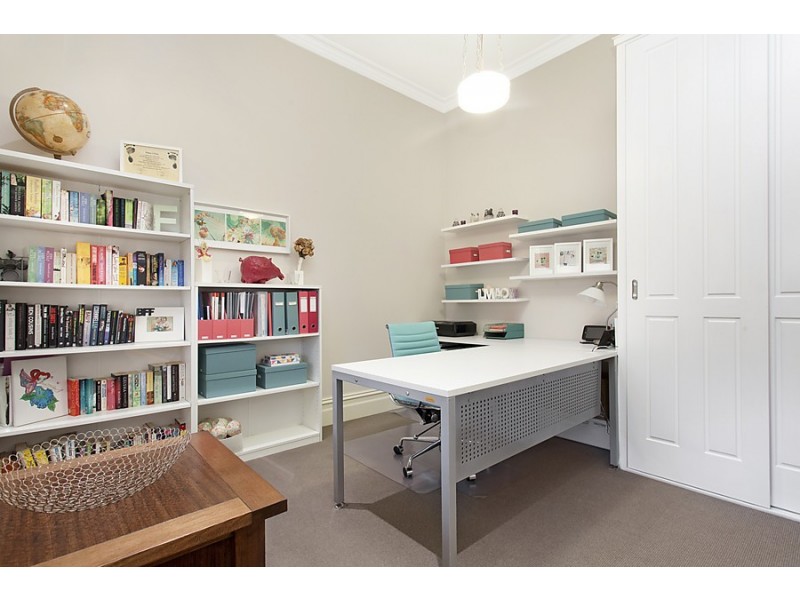 14 Austin Street, Seddon VIC 3011