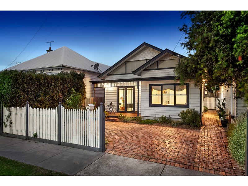 93 River Street, Newport VIC 3015