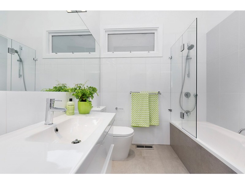 10 Molesworth Court, West Footscray VIC 3012