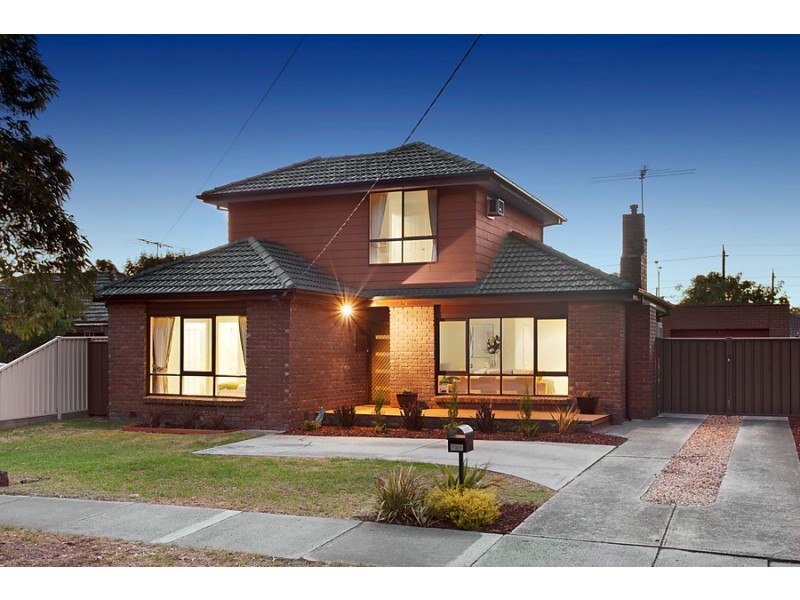 99 Seventh Avenue, Altona North VIC 3025
