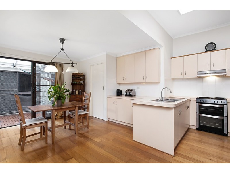 112 Williamstown Road, Kingsville VIC 3012