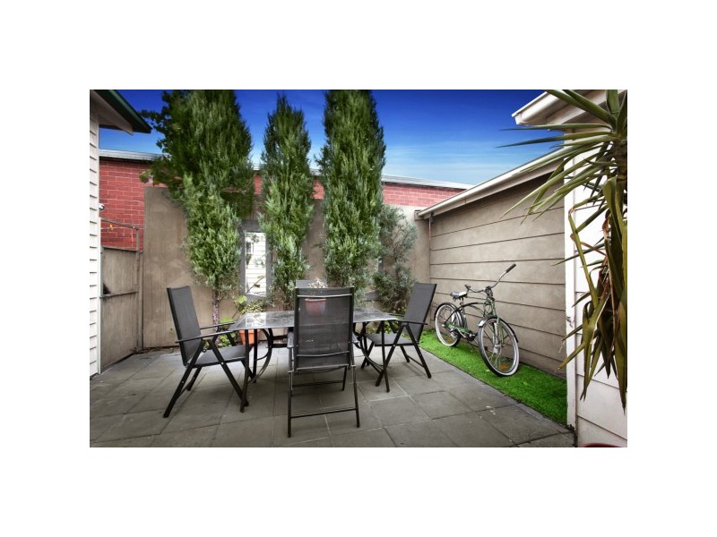 112 Williamstown Road, Kingsville VIC 3012