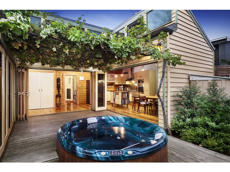 11 Tarrengower Street, Yarraville VIC 3013