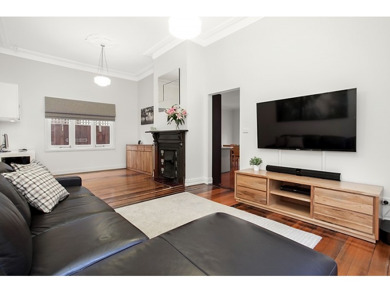 183 Charles Street, Seddon VIC 3011