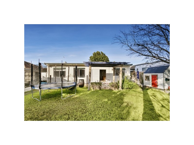 54 Paxton Street, South Kingsville VIC 3015