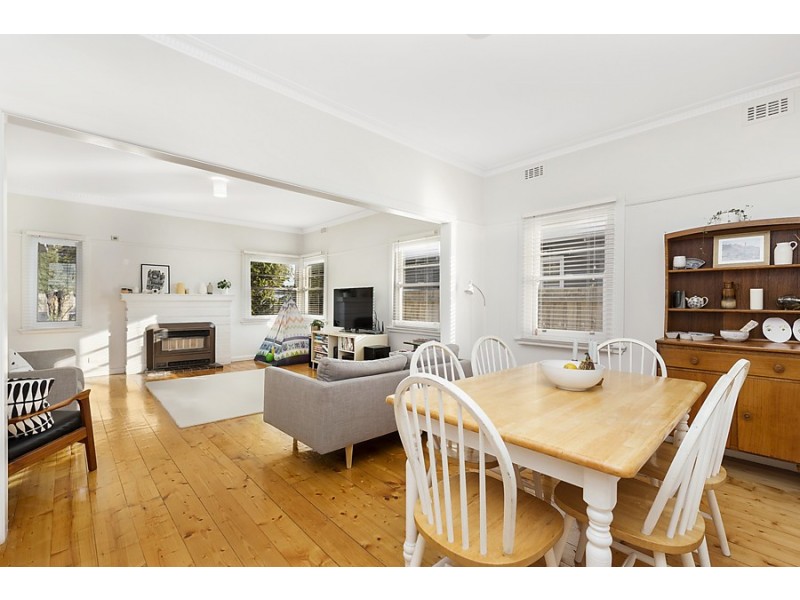 8 Kerr Street, Kingsville VIC 3012