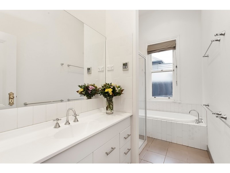 92 Elphin Street, Newport VIC 3015