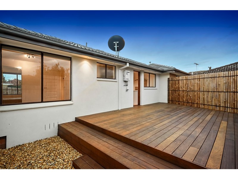 1/1 Ronald Avenue, Altona North VIC 3025