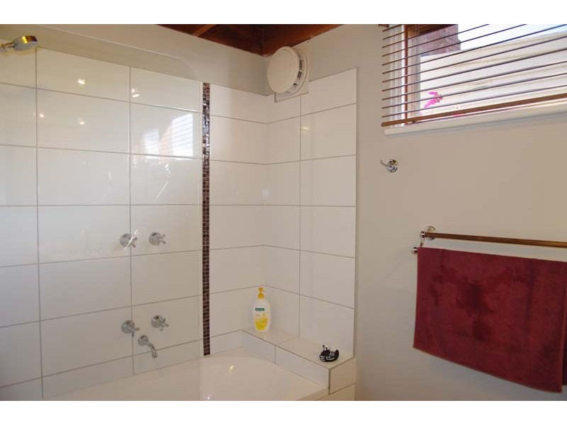 27 Bunbury Street, Newport VIC 3015