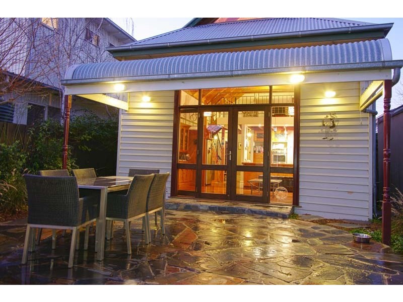 27 Bunbury Street, Newport VIC 3015