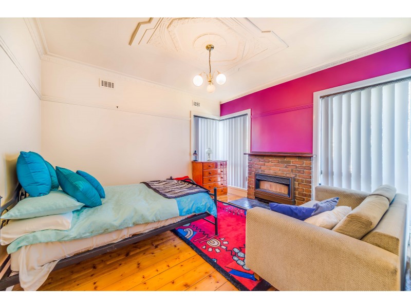 47 Truman Street, South Kingsville VIC 3015