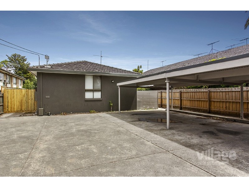 2/32 Bishop Street, Kingsville VIC 3012