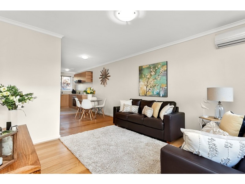 2/88 The Avenue, Spotswood VIC 3015