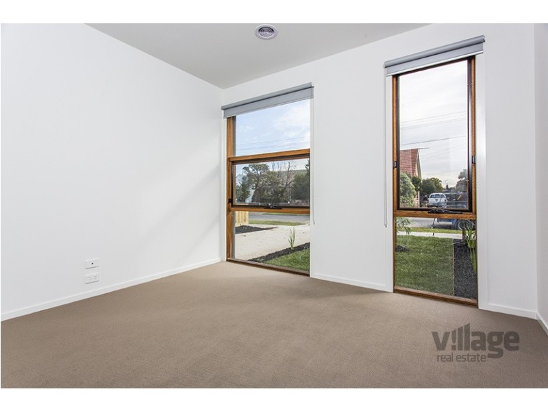 2/21 Ararat Street, Altona North VIC 3025