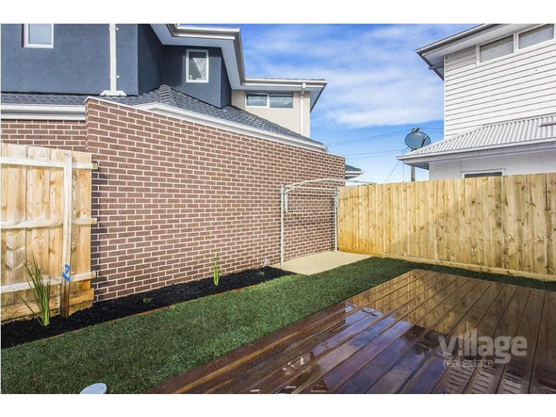 2/21 Ararat Street, Altona North VIC 3025