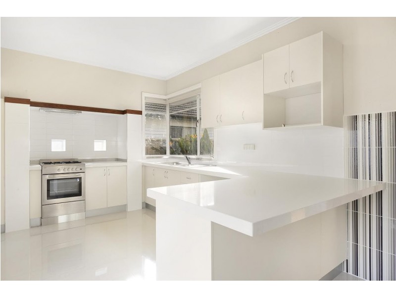 1/3 Thorpe Street, Newport VIC 3015