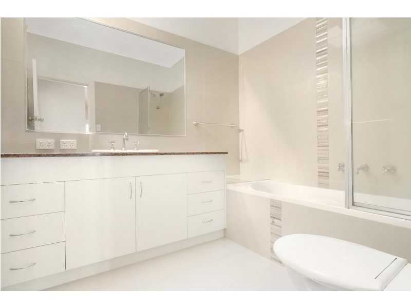 1/3 Thorpe Street, Newport VIC 3015
