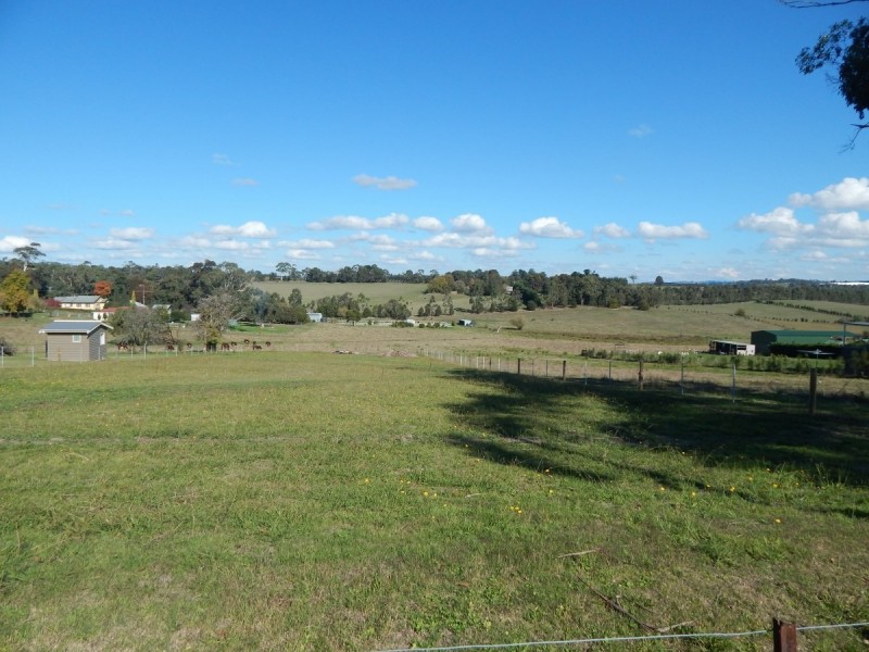 17 Barrowby Avenue, Woori Yallock VIC 3139