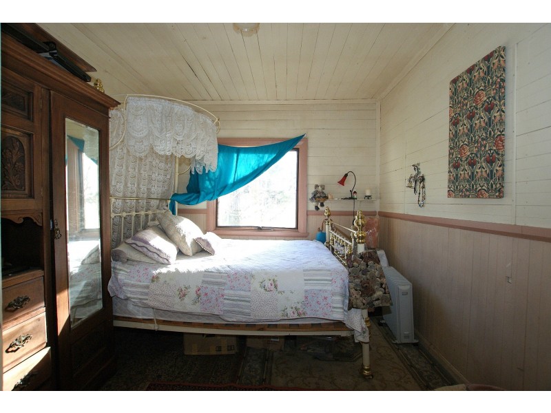 4 Lloyds Road, Powelltown VIC 3797