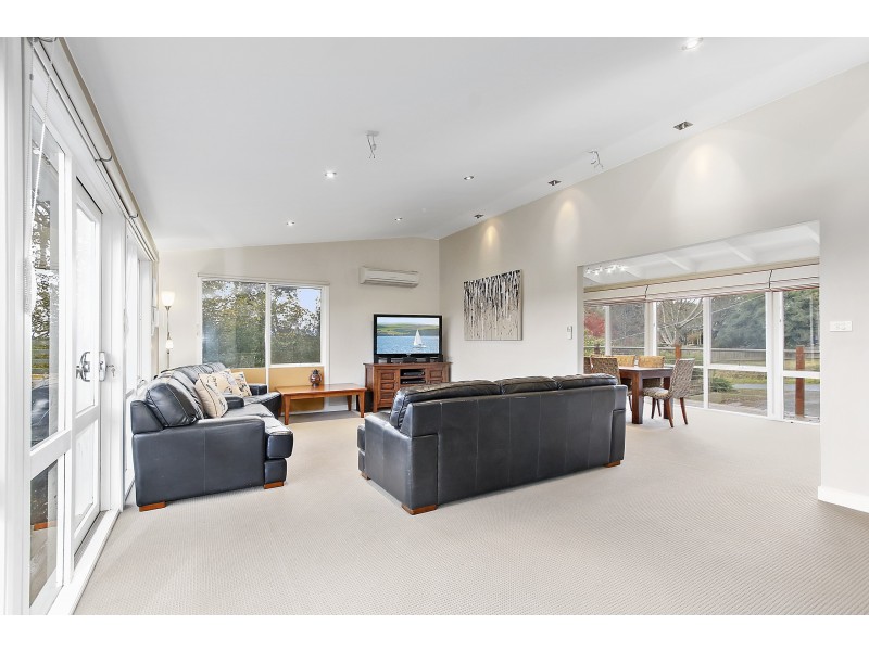 3 Connors Flat Road, Wandin North VIC 3139