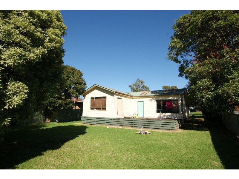 8 Britannia Creek Road, Wesburn VIC 3799