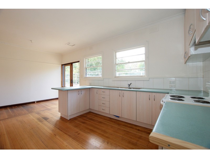 735 Old Warburton Road, Wesburn VIC 3799