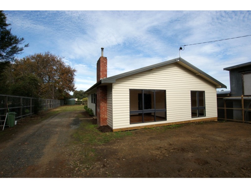 735 Old Warburton Road, Wesburn VIC 3799