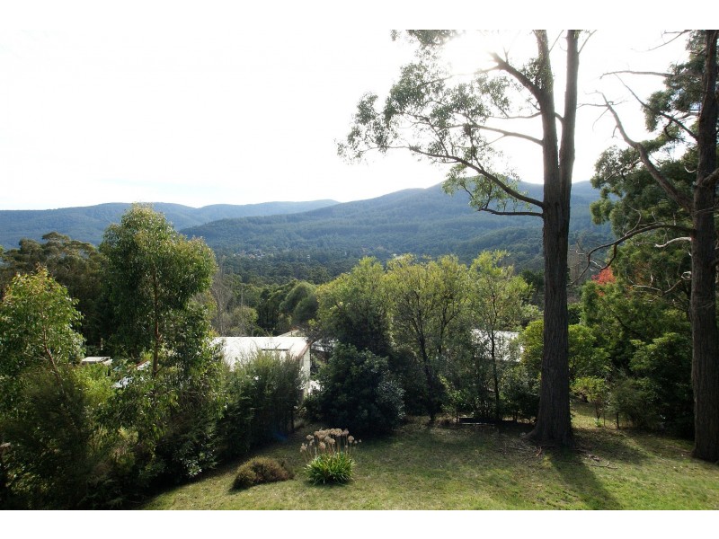 3 Redcliffs Avenue, Warburton VIC 3799