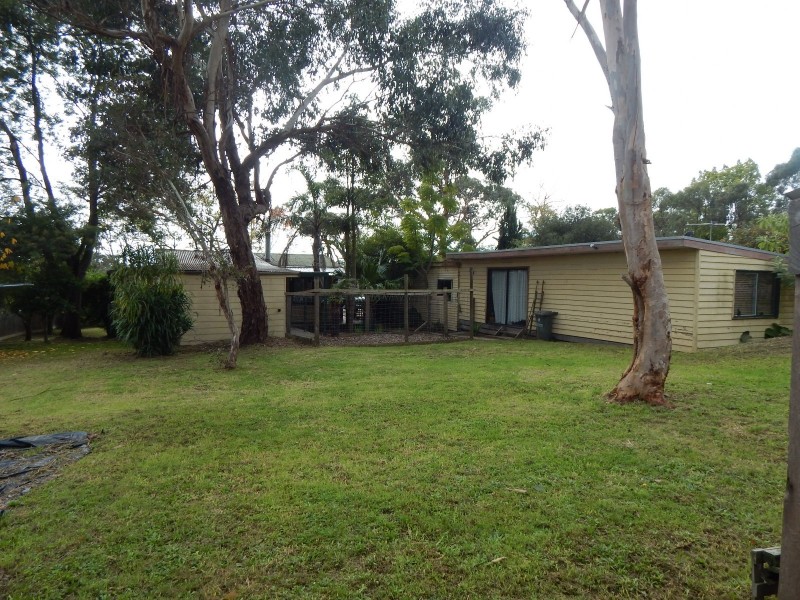 324 Warburton Highway, Wandin North VIC 3139