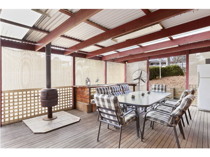 16 Connors Flat Road, Wandin North VIC 3139